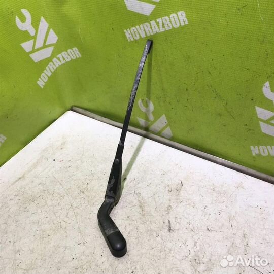 Поводок стеклоочистителя заднего Киа Рио 1