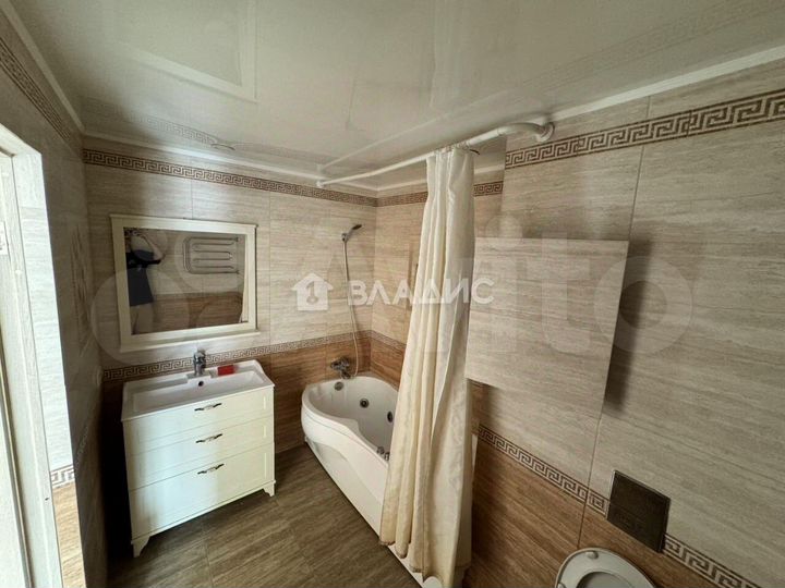 3-к. квартира, 85 м², 4/4 эт.