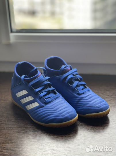 Детские футбольные бутсы adidas
