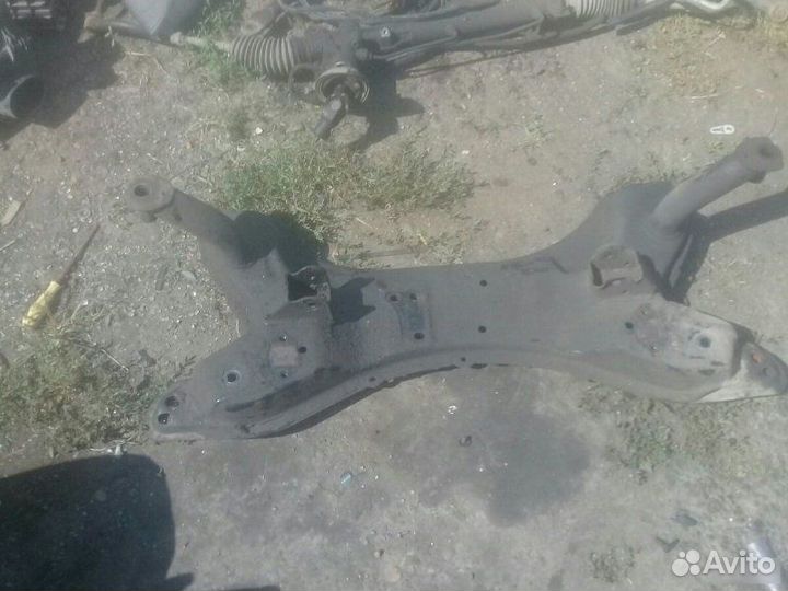 Подрамник Geely Mk