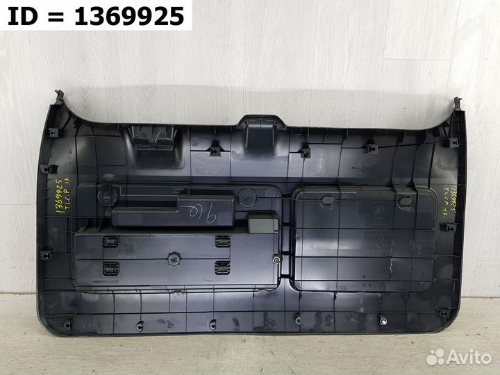 Обивка крышки багажника Toyota Land Cruiser