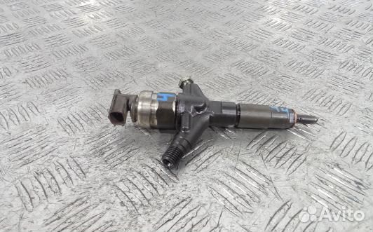 Форсунка дизельная subaru forester 3 (LDN44AL04)