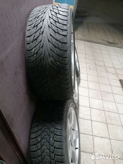 Dunlop Axiom Plus 225/50 R17