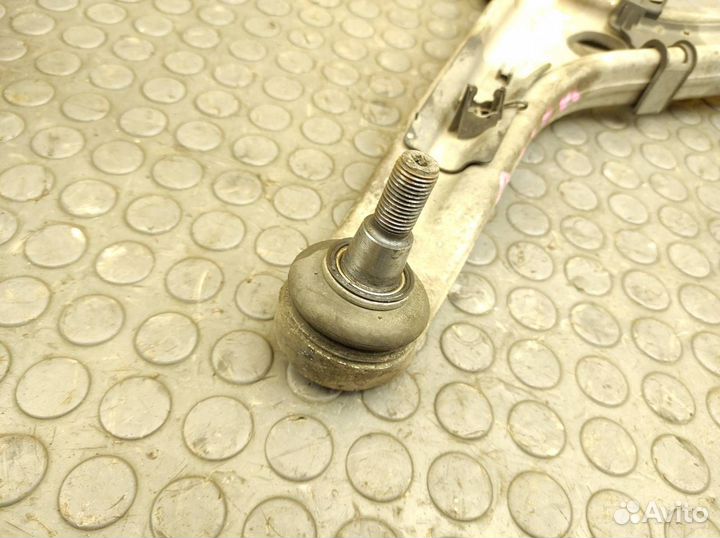 Рычаг передний левый Mercedes-Benz W246 M270.910