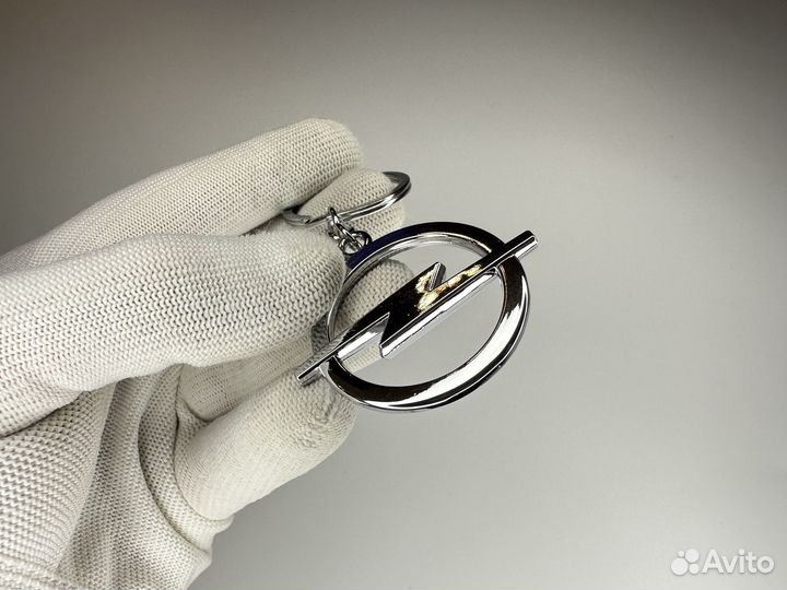 Брелок Opel 3Д