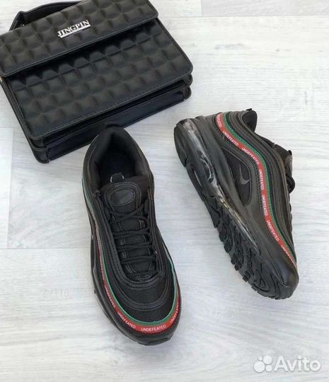 Кроссовки 39-40