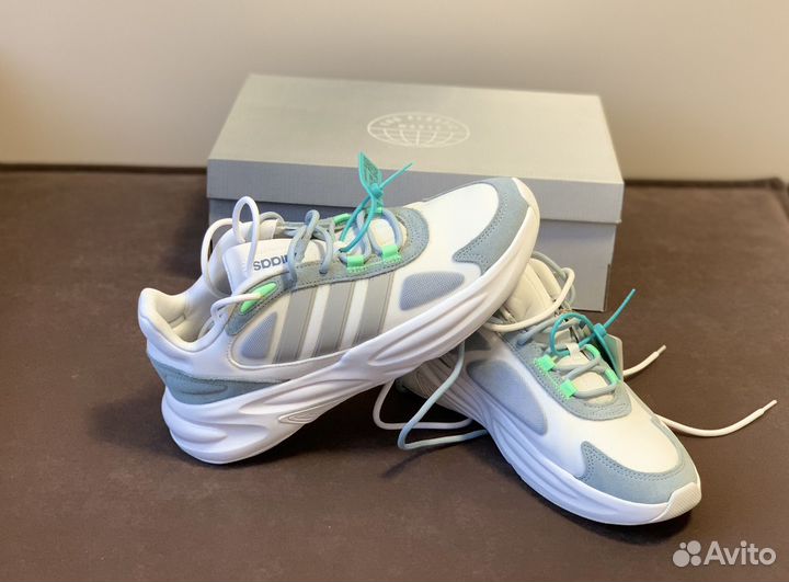 Кроссовки Adidas