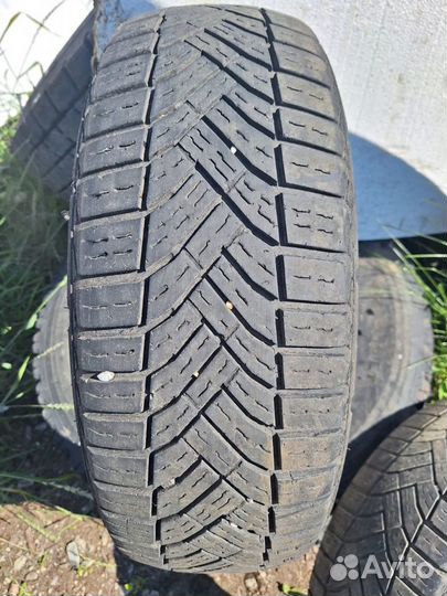 Sailun UHP 195/60 R16