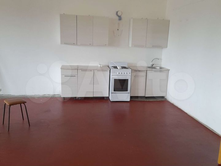Комната 100 м², 2/2 эт.
