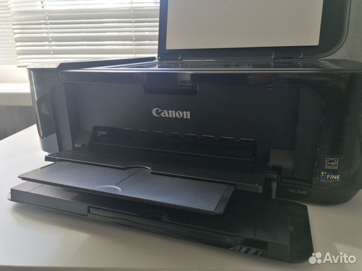Цветной лазерный принтер canon