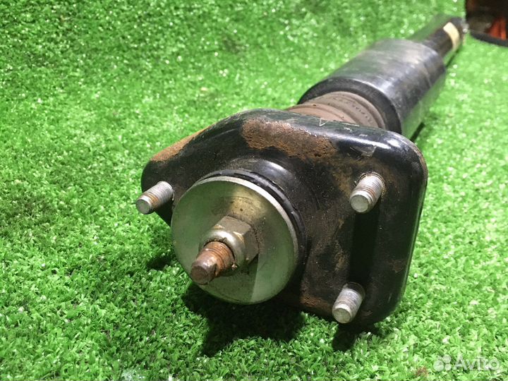 Амортизатор задний BMW X3 E83