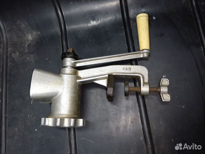 Мясорубка ручная