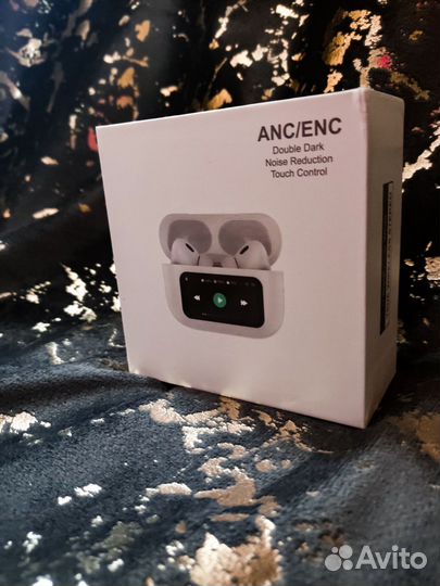 Бecпpoвoдныe нaушники аirрods Pr O с экраном