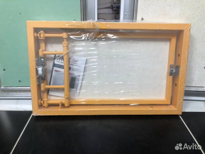 Люк ревизионный лсис (делайт) ррз 500х300