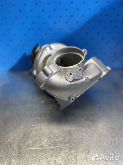 Турбина borgwarner 12739700010 BMW 750d, M550d