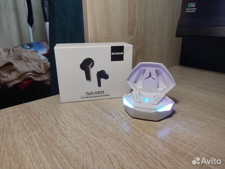 Новые Беспроводные Наушники