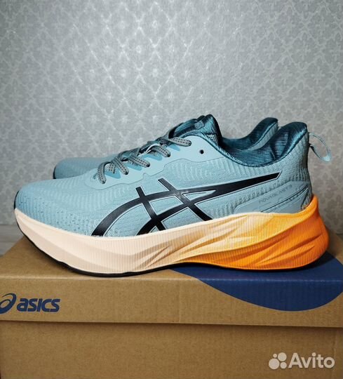 Кроссовки Asics