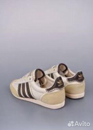 Кроссовки adidas wales bonner