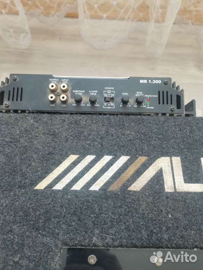 Активный сабвуфер alpine