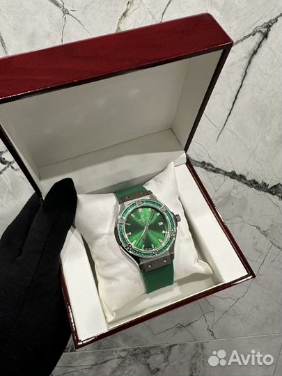 Часы женские Hublot max