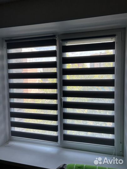 Кассетные рулонные шторы день-ночь