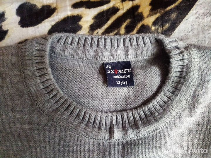 Свитер новый на мальчика
