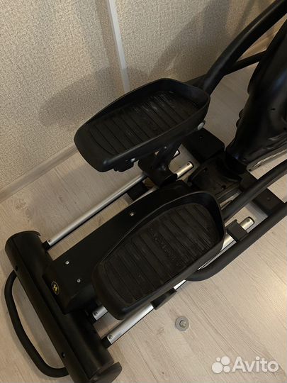 Эллиптический тренажер