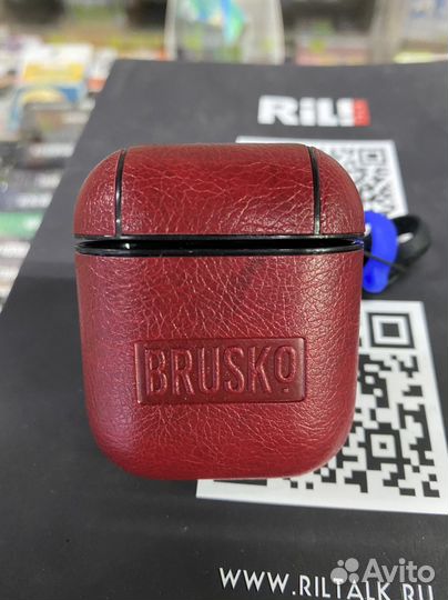 Чехол для наушников airpods