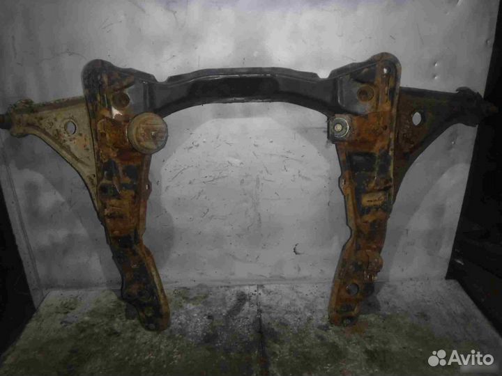 Балка подмоторная Opel Omega