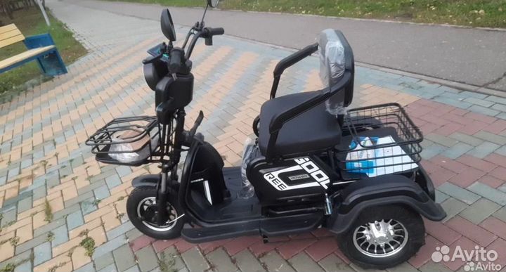 Электрический трицикл