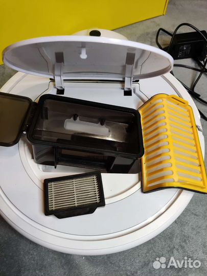 Робот пылесос Fmart