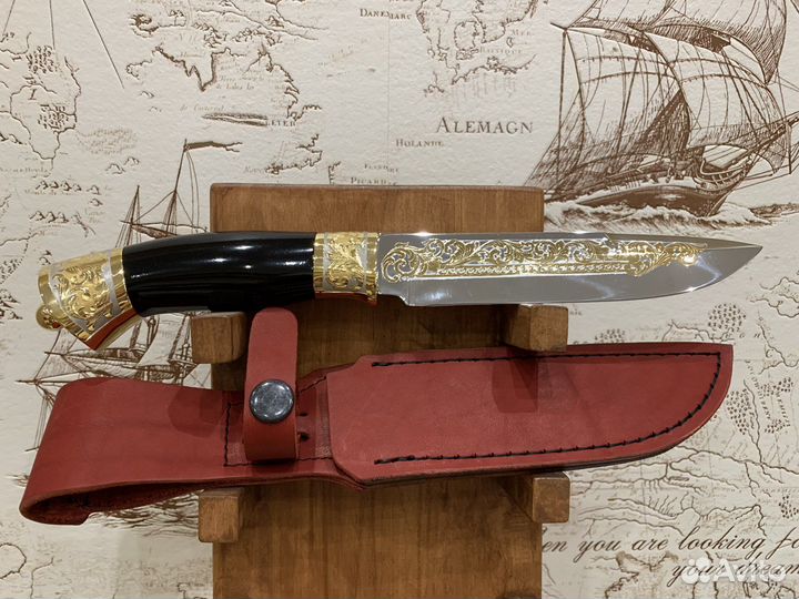 Нож украшенный