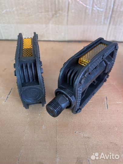 Педали для велосипеда