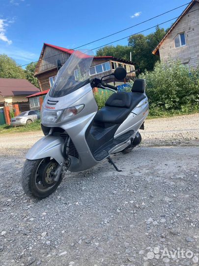 Максискутер Suzuki skywe 400