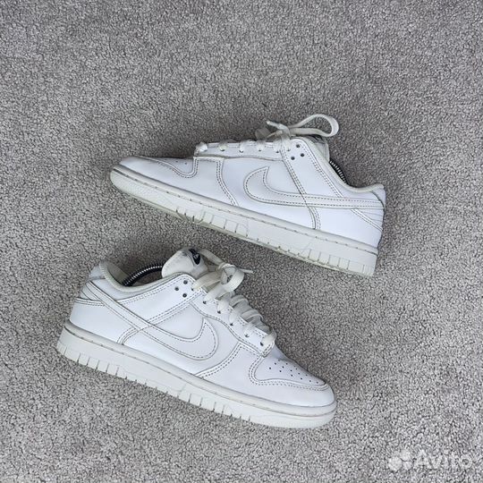 Оригинальные Кроссовки Nike Dunk Low Triple 5.5US