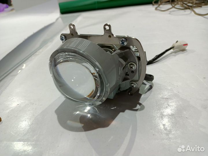 Переходные рамки Koito DM008 для Ford Focus 2