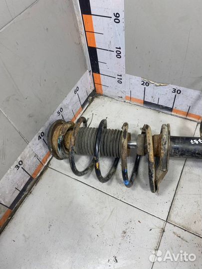 Амортизатор передний Citroen C4 1