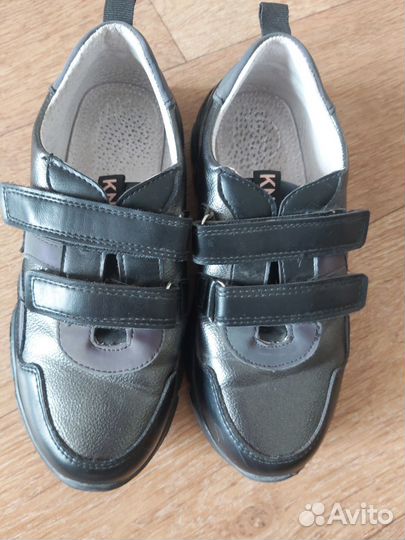 Кроссовки для девочки