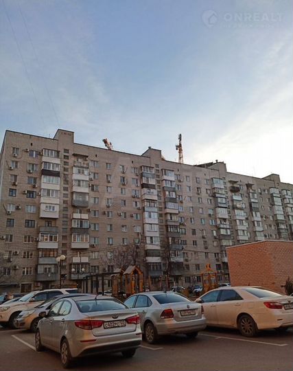 Машиноместо, 14 м²