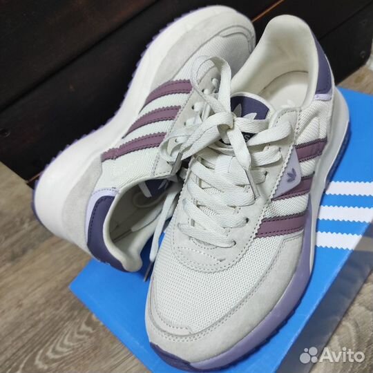 Кроссовки женские adidas