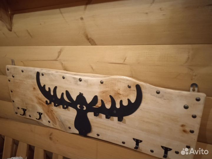 Вешалка ручной работы