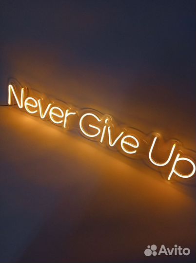 Неоновая вывеска 100