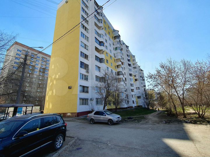 2-к. квартира, 54 м², 7/12 эт.