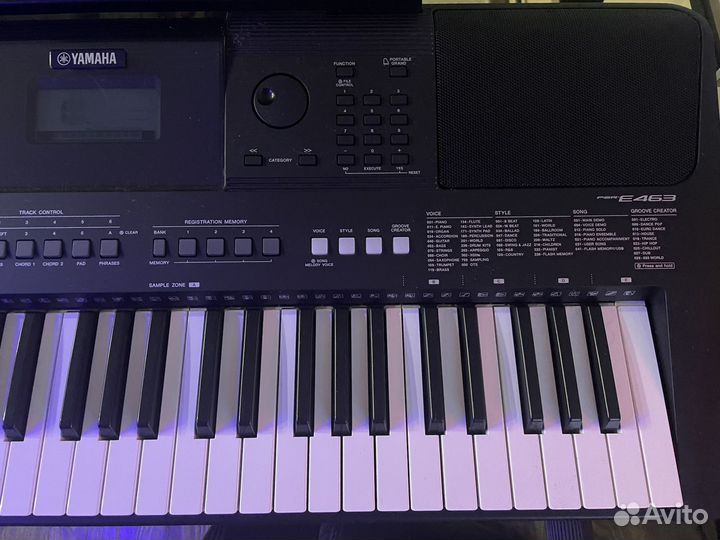 Синтезатор yamaha PSR E-463 и Yamaha PSR S-670