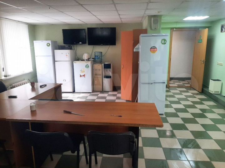 Нежилое помещение 457,5 м²