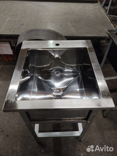 Ванна моечная нержавейка 600*550мм новая