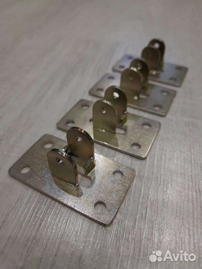 Кронштейн ручки двери УАЗ Патриот (металл)