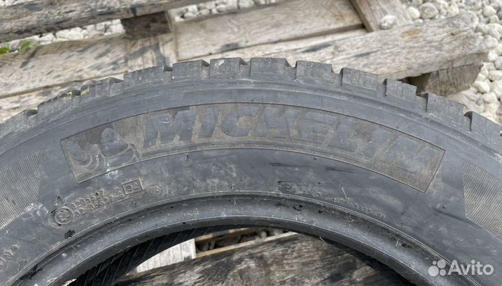 Michelin Latitude X-Ice North 225/65 R17