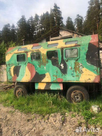 Вагончик для проживания на колесах бытовка кунг