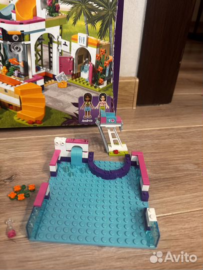 Продам детали из набора lego friends